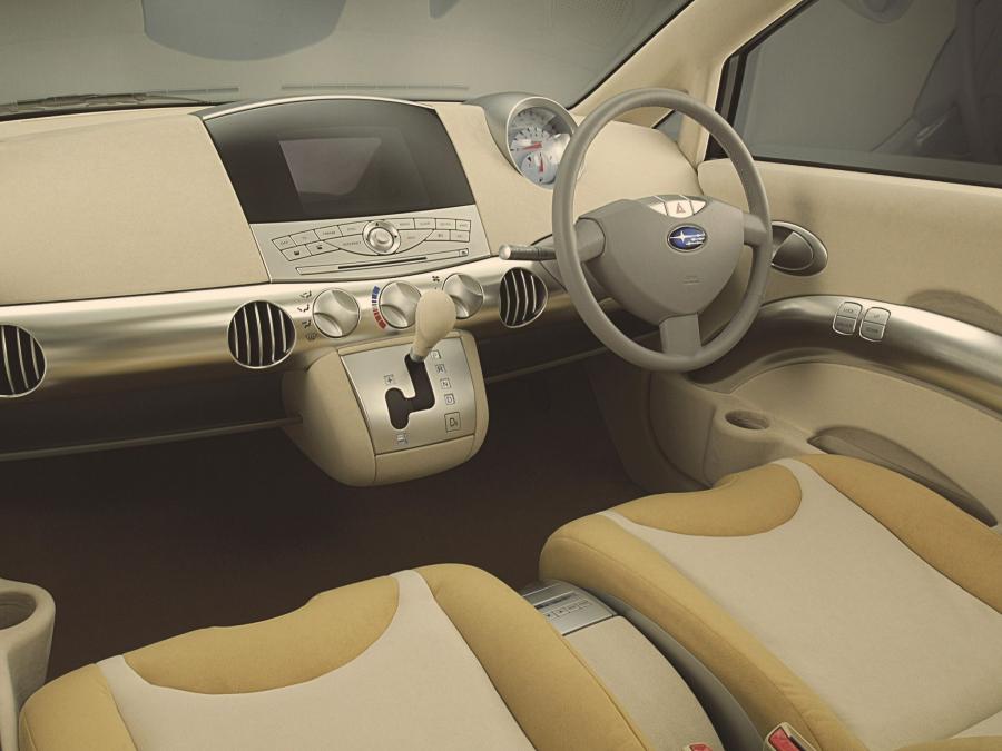  Subaru HM-01 Concept 2001 года  (фото 2 из 3)